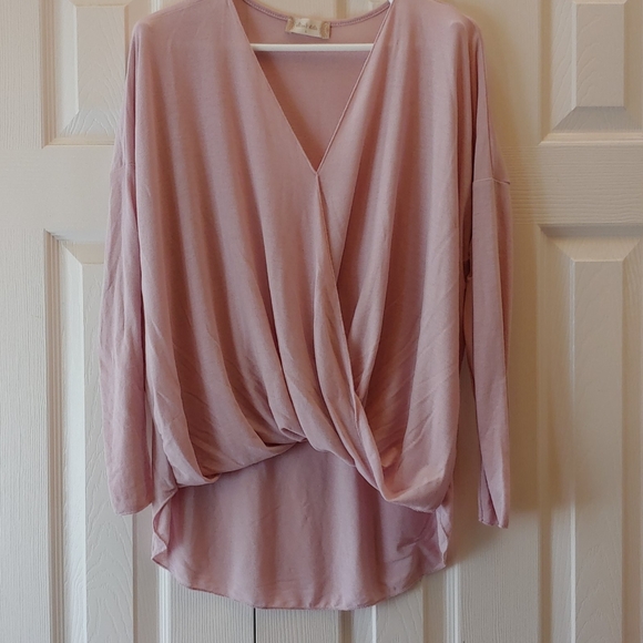 Altar'd State Tops - 🔥🔥SALE🔥🔥 Altar'd State 3/4 Sleeve Blouse